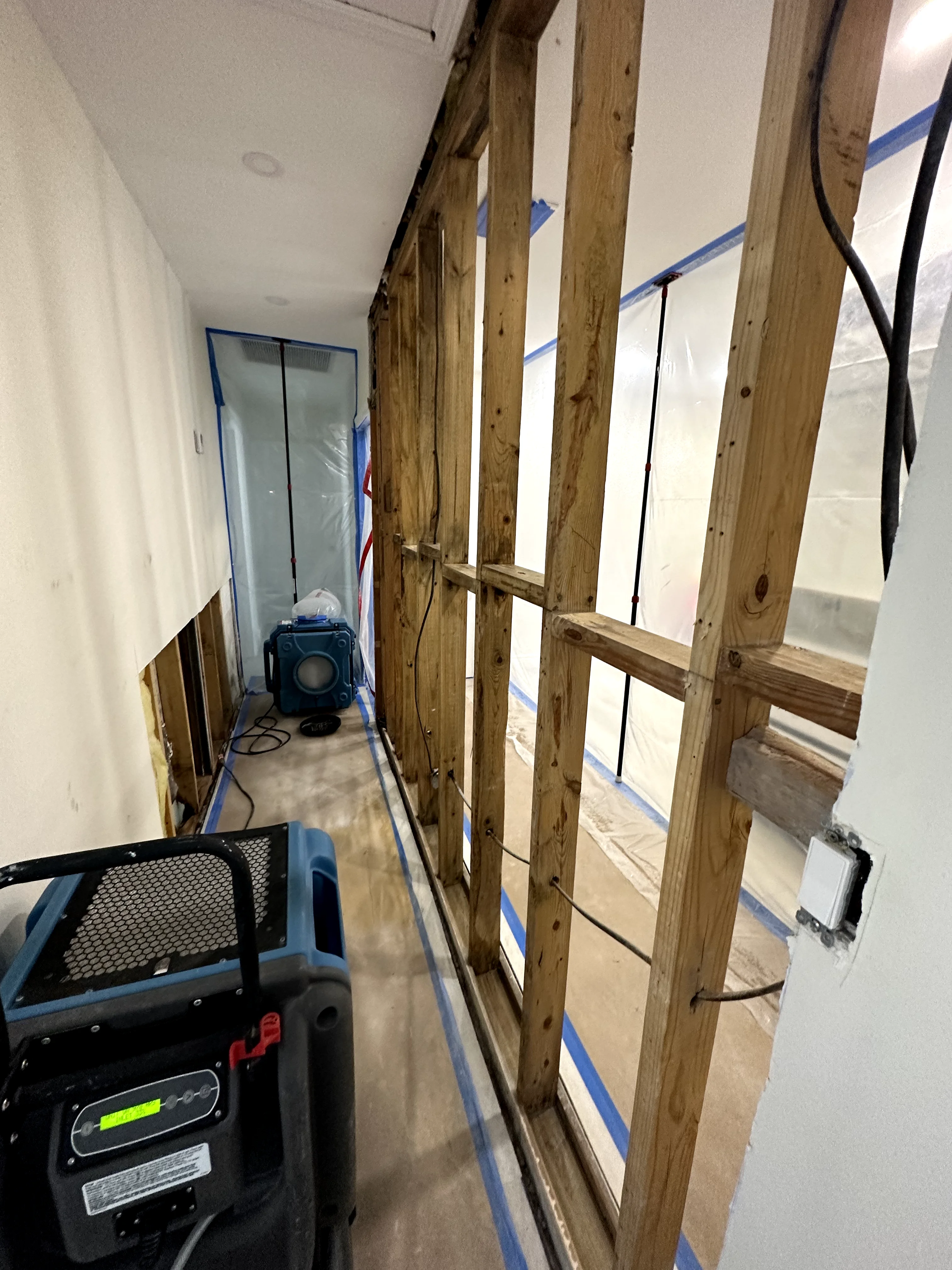 HEPA air scrubber used for mold remediation in Davie Florida