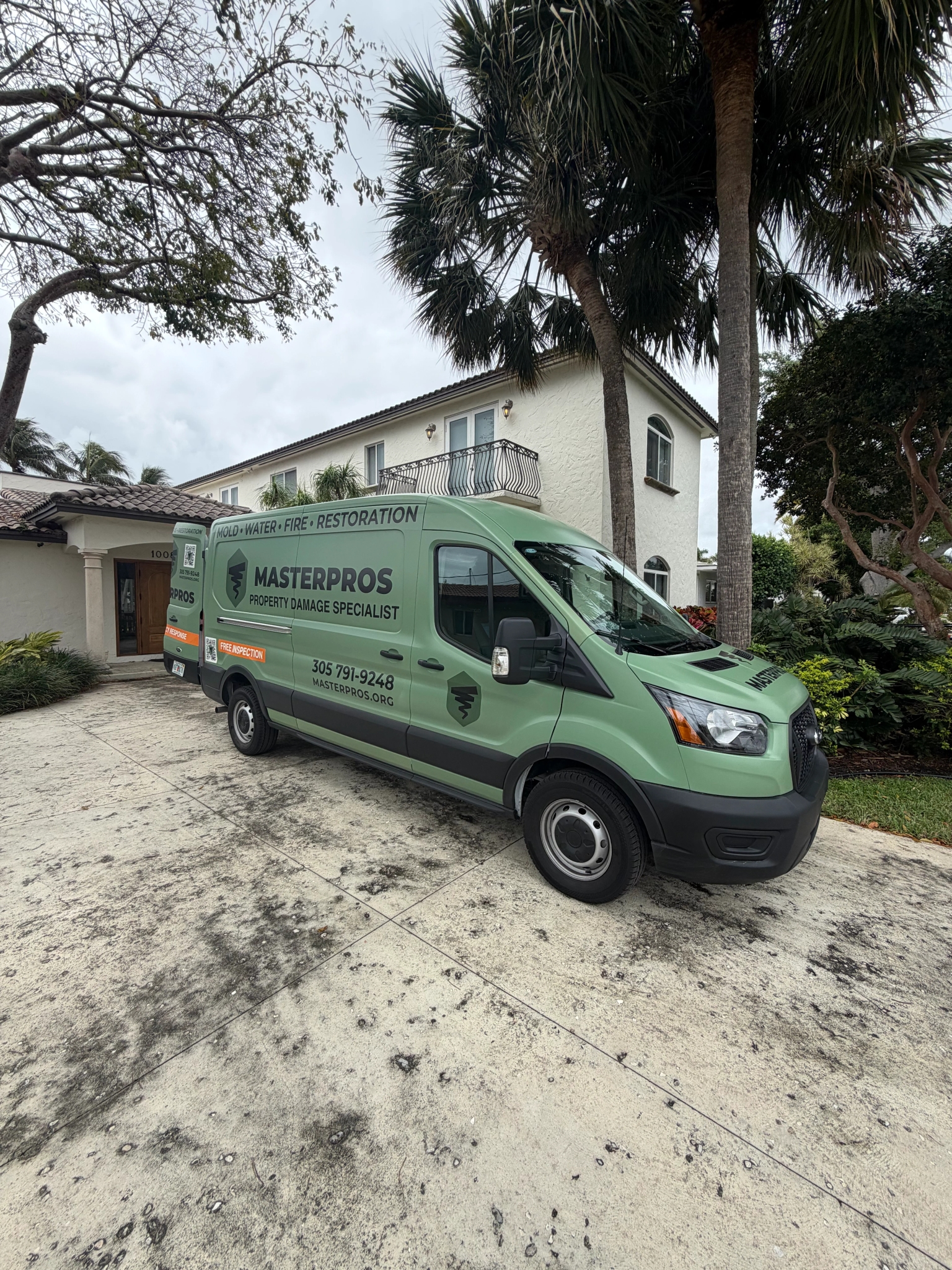 Masterpros restoration van on site for emergency response