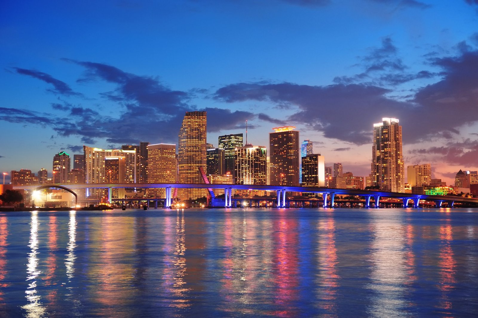 Masterpros restoration service area hero image for Miami Beach